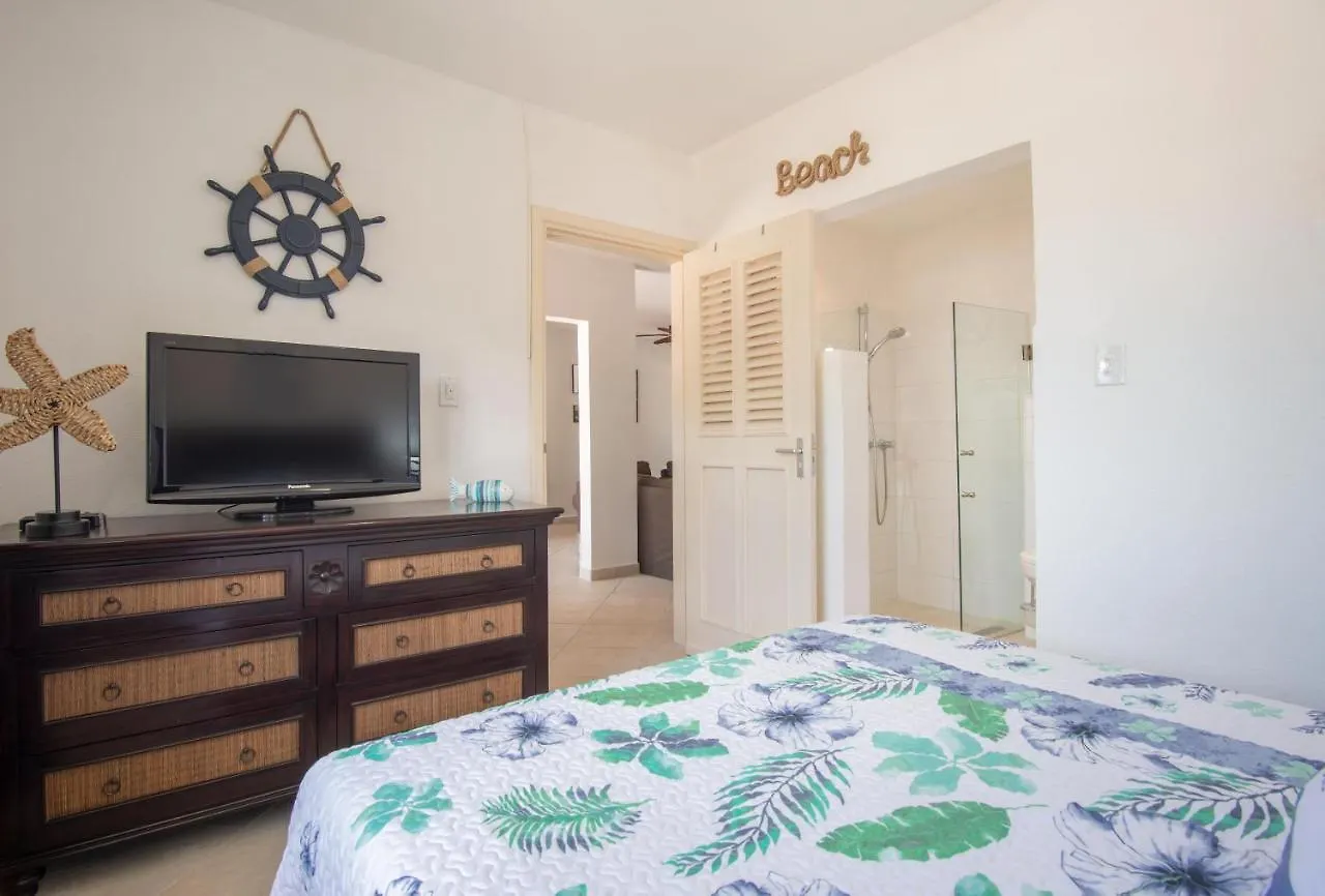 Casa Karlina Villa Palm Beach